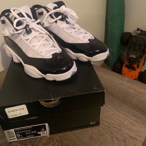 Youth Jordans size 5 Never worn